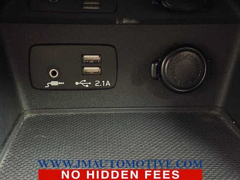 Used 2019 Subaru Forester Limited AWD/4WD image 37