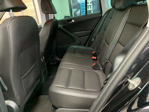 Used 2014 Volkswagen Tiguan SE image 14