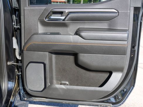 Used 2023 GMC Sierra 1500 AT4 w/ AT4 Premium Package AWD/4WD image 19