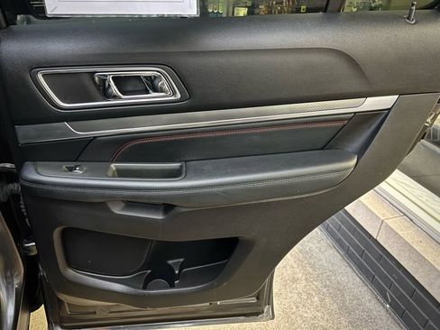 Used 2017 Ford Explorer Sport w/ Equipment Group 401A image 29