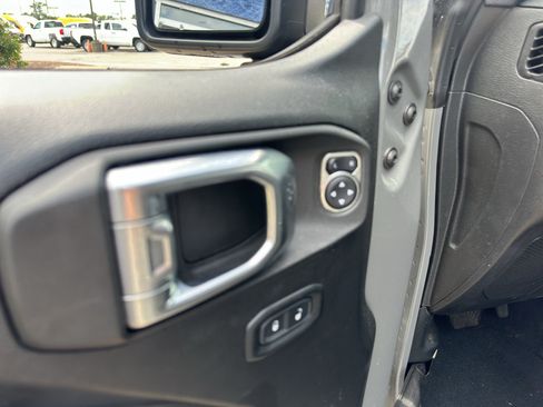 Used 2022 Jeep Wrangler Unlimited Sport AWD/4WD image 19