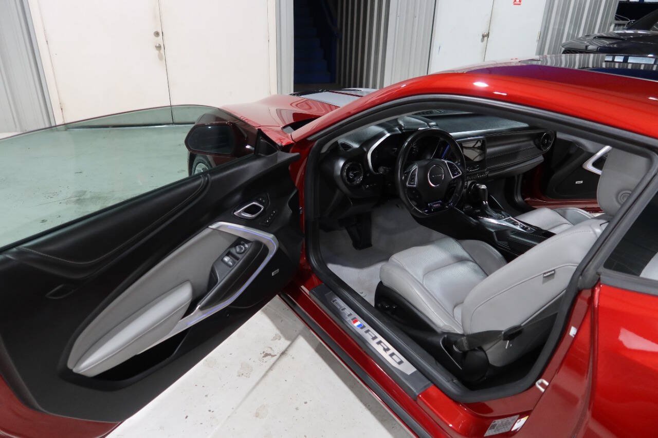 Used 2021 Chevrolet Camaro SS RWD image 17