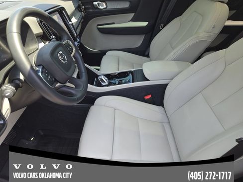 Certified 2024 Volvo XC40 B5 Ultimate w/ Protection Package Premier AWD/4WD image 10