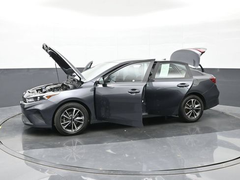 Used 2022 Kia Forte LXS FWD image 48