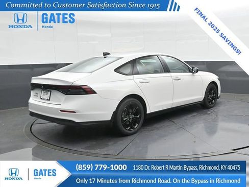 New 2025 Honda Accord SE image 2