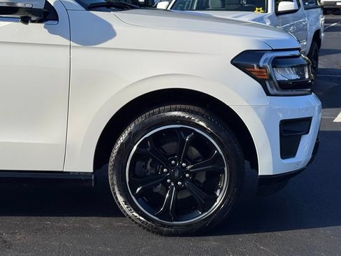 Used 2024 Ford Expedition Limited RWD image 50