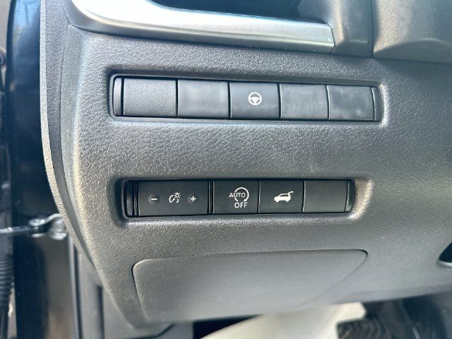 Used 2023 Nissan Rogue SL AWD/4WD image 48