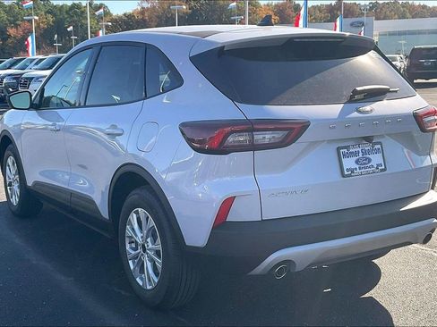 New 2026 Ford Escape Active image 3