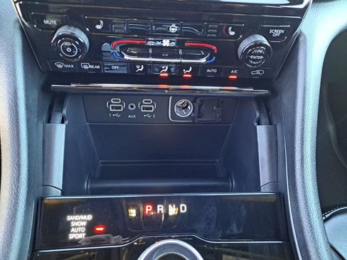 New 2025 Jeep Grand Cherokee Limited image 10