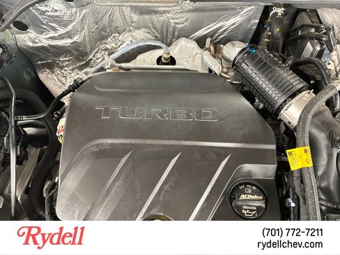 Used 2025 Chevrolet Trax LT w/ Driver Confidence Package FWD image 19