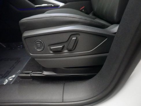 New 2025 Audi Q5 Premium Plus w/ Premium Plus image 30