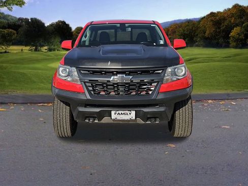 Used 2019 Chevrolet Colorado ZR2 w/ ZR2 Dusk Special Edition AWD/4WD image 2