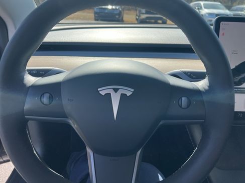 Used 2022 Tesla Model 3 Long Range image 17