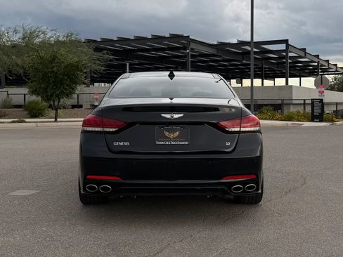 Used 2015 Hyundai Genesis 5.0 RWD image 3