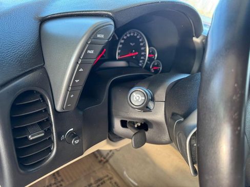 Used 2007 Chevrolet Corvette Coupe w/ Preferred Equipment Group image 12