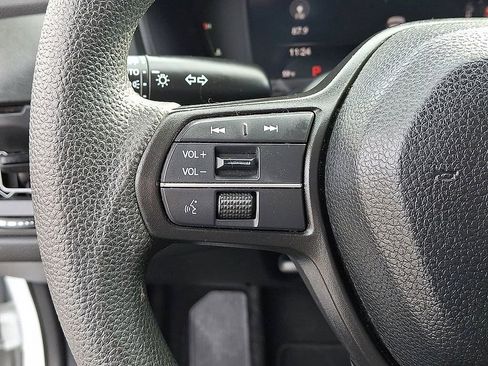 Used 2023 Honda Accord LX image 21