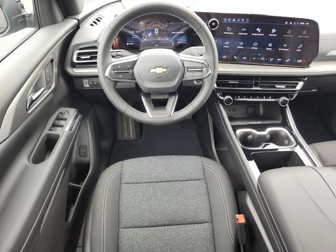 New 2026 Chevrolet Traverse LT w/ Driver Confidence Package image 12