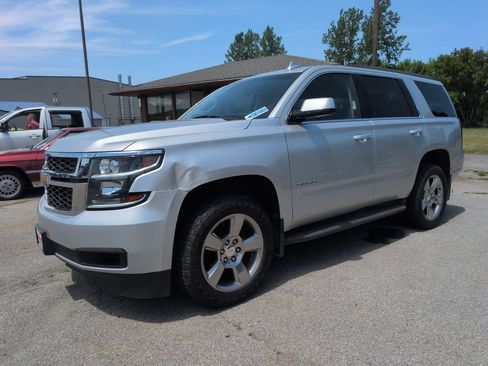 Used 2017 Chevrolet Tahoe LT AWD/4WD image 2