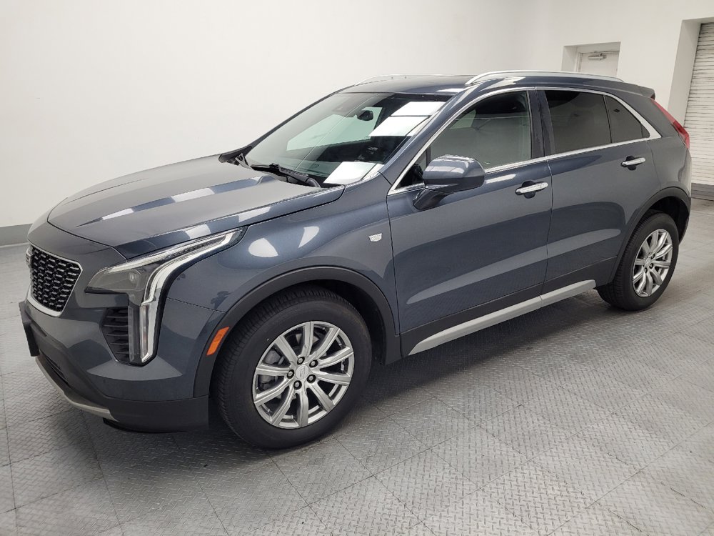 Used 2020 Cadillac XT4 Premium Luxury w/ Driver Awareness Package FWD image 2