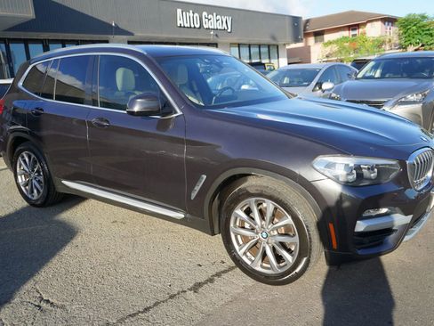 Used 2019 BMW X3 xDrive30i w/ Driving Assistance Package AWD/4WD image 3