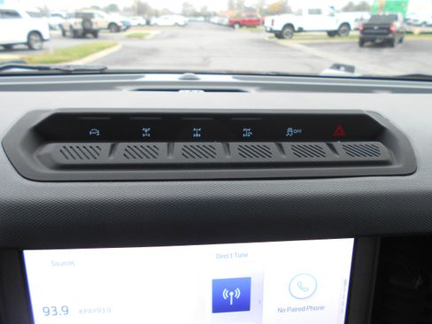 New 2025 Ford Bronco Badlands w/ Sasquatch Package image 36