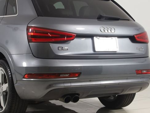 Used 2015 Audi Q3 2.0T Prestige w/ Prestige Package AWD/4WD image 21