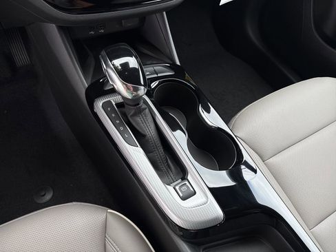 New 2026 Buick Envista Avenir FWD image 19