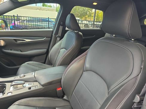 Certified 2023 INFINITI QX50 Sport FWD image 16