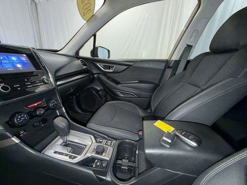 Used 2023 Subaru Forester Premium image 21