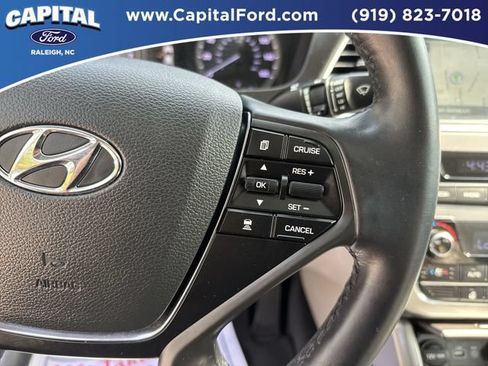 Used 2016 Hyundai Sonata Limited w/ Option Group 04 FWD image 24