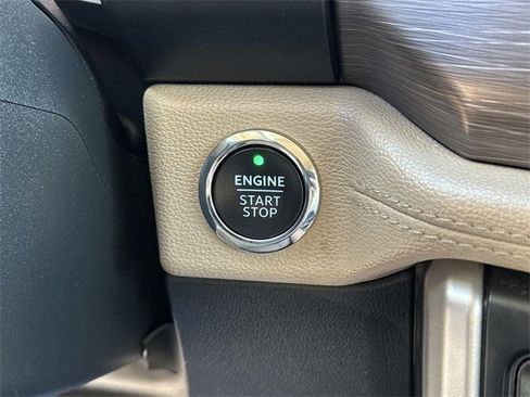 Used 2024 Ford Expedition Max Limited image 16