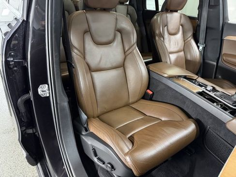 Used 2019 Volvo XC90 T6 Inscription w/ Luxury Package image 26