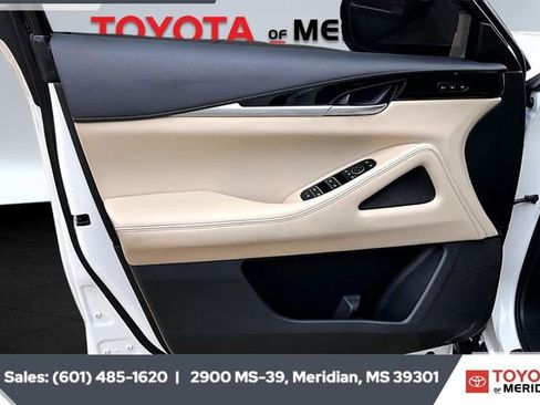 Used 2024 INFINITI QX60 Pure image 16