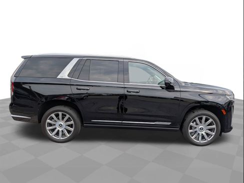Certified 2022 Cadillac Escalade Premium Luxury Platinum w/ Heavy-Duty Trailer Package AWD/4WD image 3