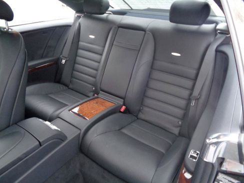 Used 2013 Mercedes-Benz CL 63 AMG image 4