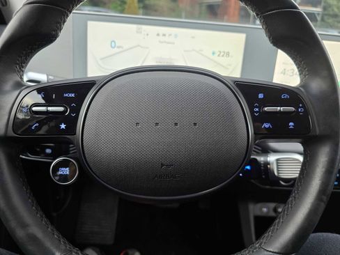 Used 2024 Hyundai Ioniq 5 SE image 24