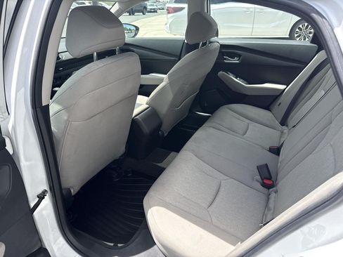 Certified 2023 Honda Accord EX image 18