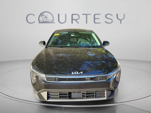 Used 2025 Kia K4 EX FWD image 31