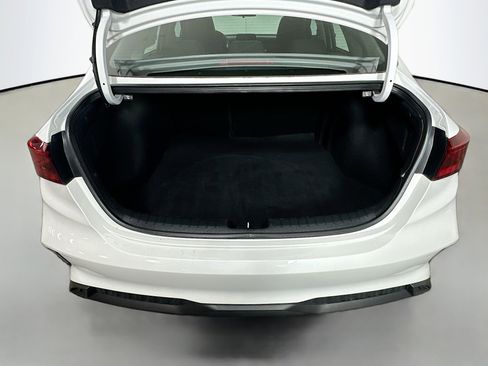 Used 2023 Kia Forte LXS w/ LXS Technology Package image 23