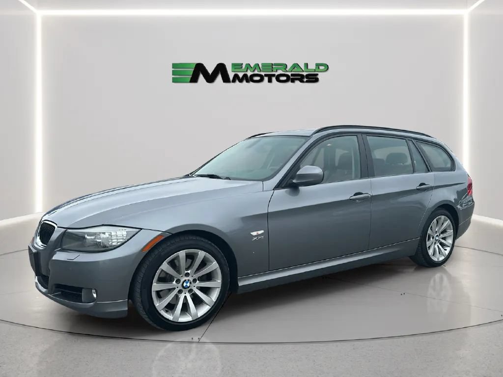 Used 2011 BMW 328i xDrive Wagon AWD/4WD image 1
