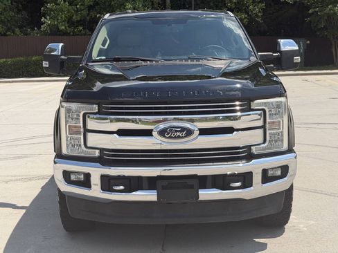 Used 2017 Ford F250 Lariat w/ Chrome Package AWD/4WD image 2