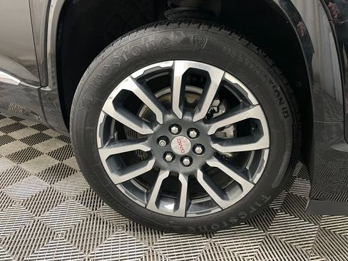 Used 2021 GMC Acadia Denali w/ Denali Ultimate Package image 54