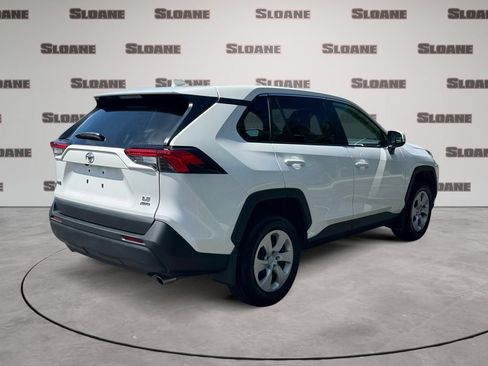 Used 2025 Toyota RAV4 LE AWD/4WD image 5