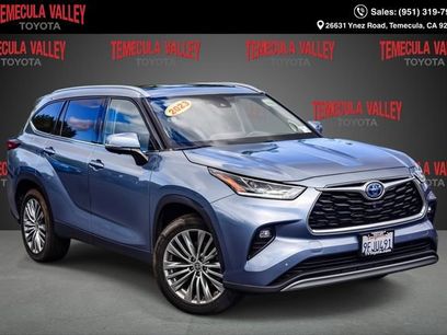 Used 2023 Toyota Highlander Platinum