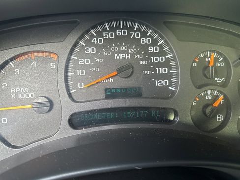 Used 2003 Chevrolet Silverado 2500 LT w/ Skid Plate Package image 13