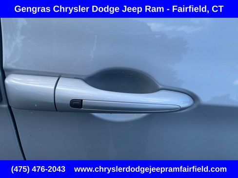 Certified 2024 Chrysler Pacifica Touring-L w/ S Appearance Package AWD/4WD image 15