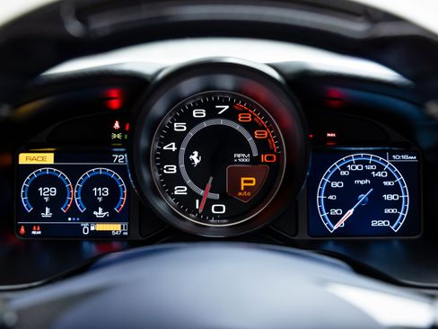 Certified 2023 Ferrari Portofino M RWD image 40