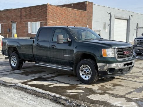Used 2013 GMC Sierra 3500 W/T w/ Snow Plow Prep Package image 4