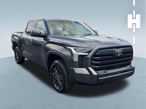 Used 2023 Toyota Tundra SR5 w/ SR5 Convenience Package AWD/4WD image 1