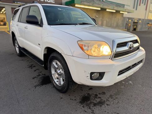 Used 2007 Toyota 4Runner SR5 image 1